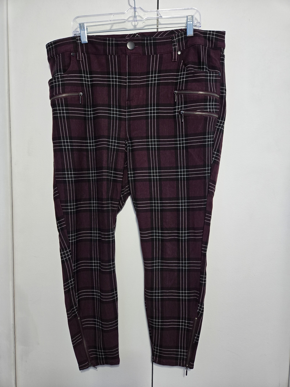 Torrid Size 20 Burgundy Plaid Skinny Ankle Pants Zip Pockets Grunge Goth